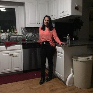 Meet your Posher, Elizethe